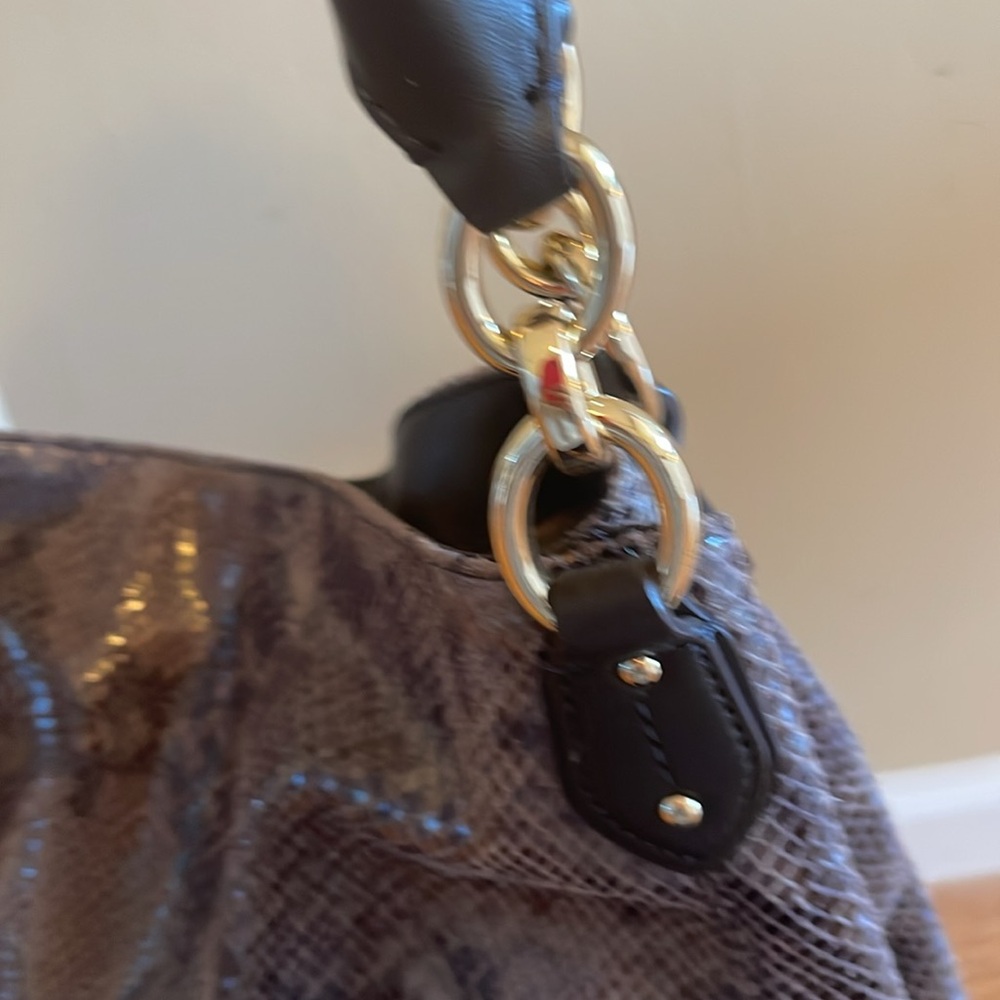 Coach Handbag - Picture 4 of 9